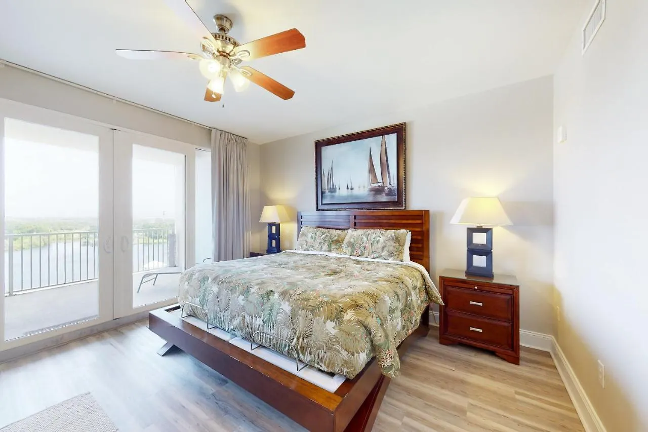 Hotel Laketown Wharf 933 Panama City Beach
